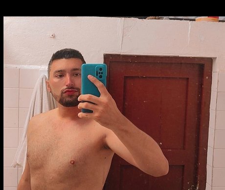 Обнаженная фотография утечки OnlyFans от Samuelprada