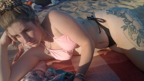 Alaston vuotanut OnlyFans-kuva Sweet Girl Argentina 