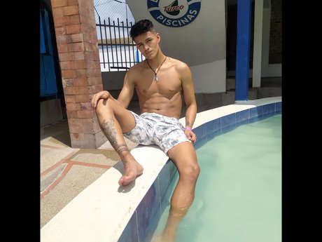 Photo nue de fuite OnlyFans de Ryan Marquez