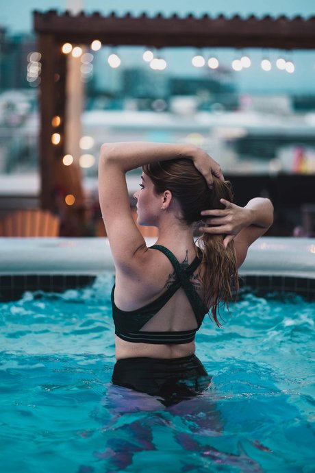 Naakte gelekte OnlyFans-foto van Sabrina