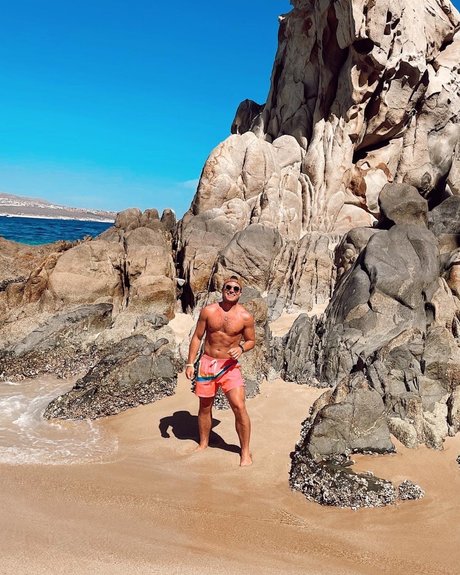 Обнаженная фотография утечки OnlyFans от Ryan Archer