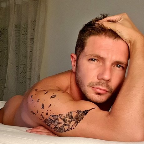 Naken läckt OnlyFans-bild av Julien68ch