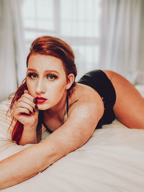 Nøgent lækket OnlyFans-billede af Scarlett Rae