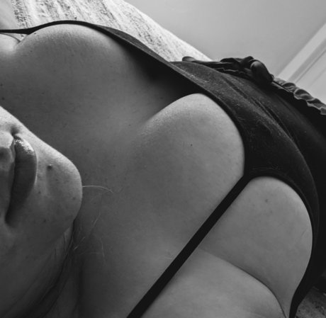 Naken läckt OnlyFans-bild av Sbillie