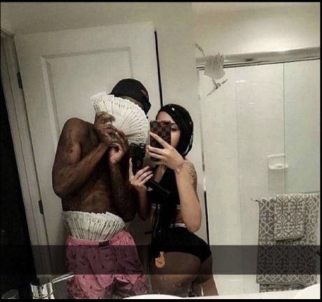 Naken lekkede OnlyFans-bilde av Yah Daddy