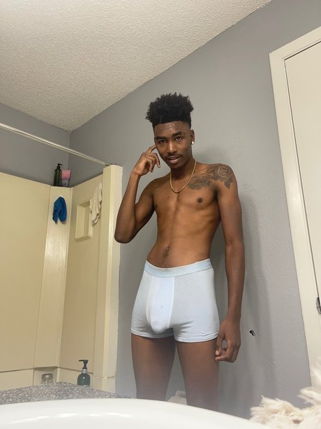 Nahá fotka uniklých OnlyFans od Leaf