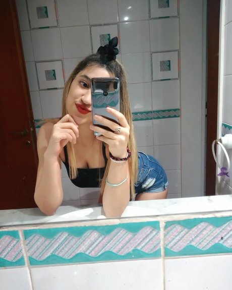 Naken läckt OnlyFans-bild av Camy12