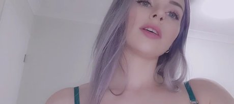 Nøgent lækket OnlyFans-billede af Tay  Free 