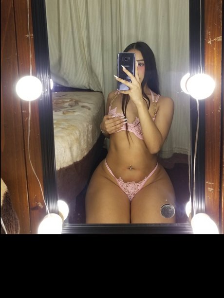 Alaston vuotanut OnlyFans-kuva Jips