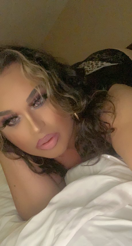 Foto nua vazada do OnlyFans de Trina The Tx Size Barbie