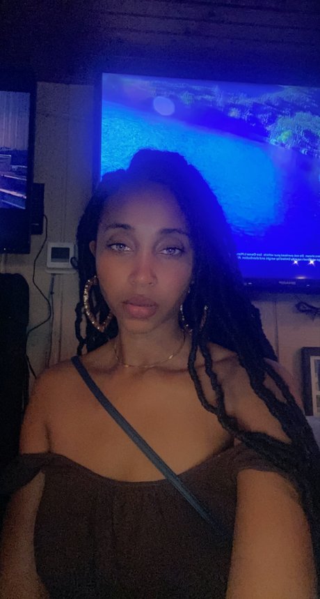 Naken läckt OnlyFans-bild av Supa Killa