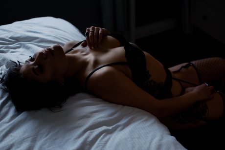 Nahá fotka uniklých OnlyFans od Luna  Tsuki 