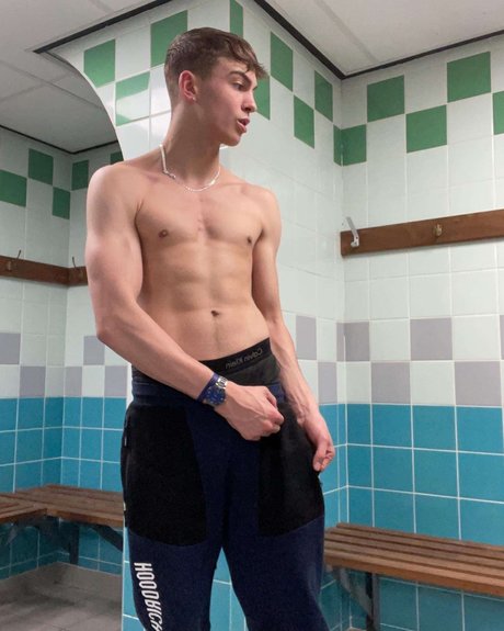 Naken läckt OnlyFans-bild av Harry
