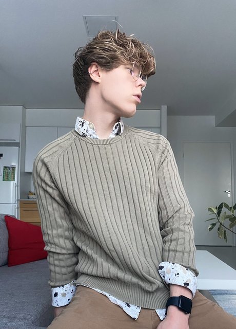 Naken läckt OnlyFans-bild av King Charming