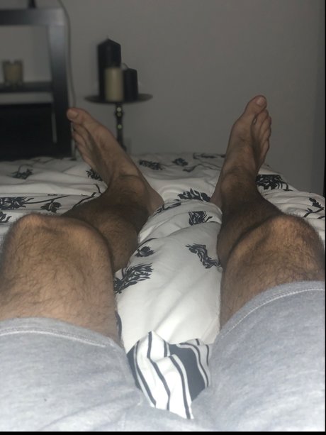 Naken läckt OnlyFans-bild av Tjb