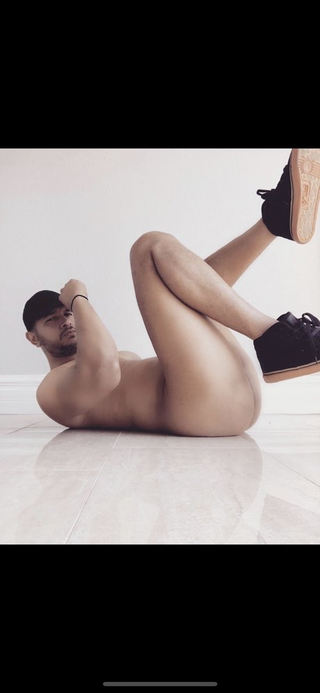 Nahá fotka uniklých OnlyFans od Kaleb  Papi Papi 