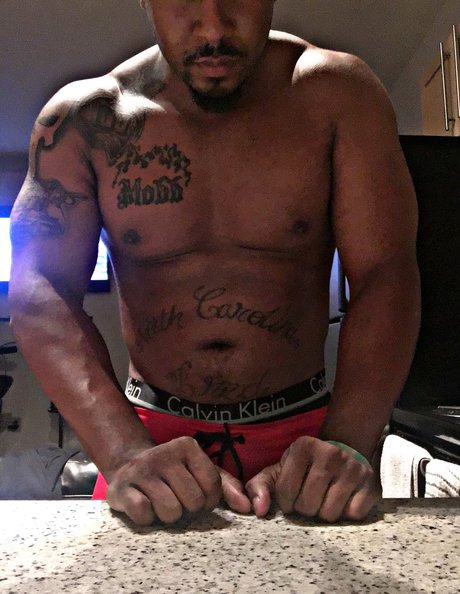 Nahá fotka uniklých OnlyFans od Oftenlong
