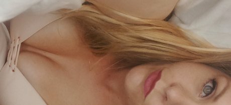Обнаженная фотография утечки OnlyFans от Saragoddes