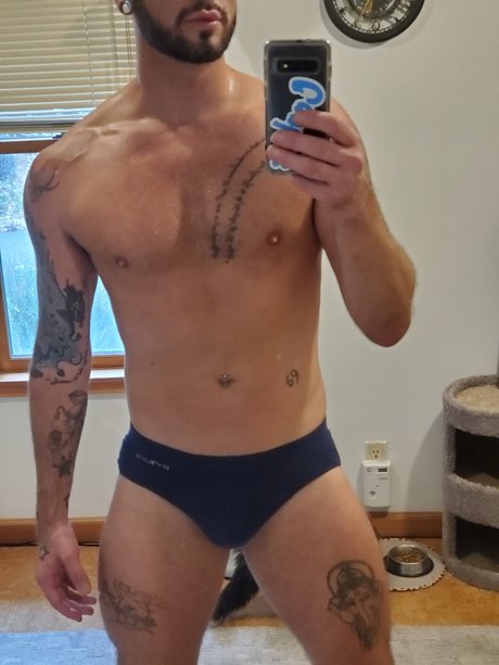 Naken läckt OnlyFans-bild av Adam Jackson