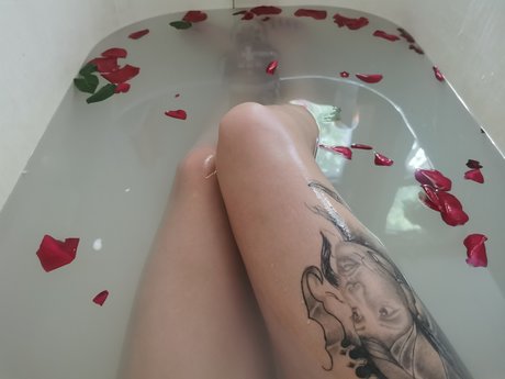 Naken läckt OnlyFans-bild av Lexi 