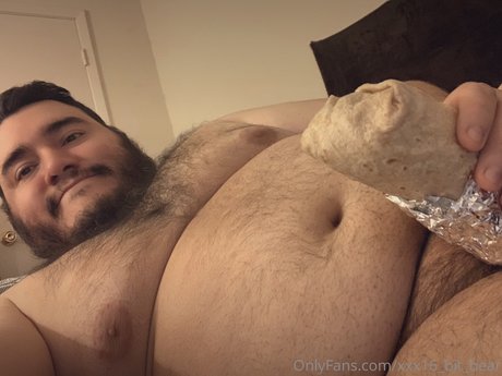 Alaston vuotanut OnlyFans-kuva 16bitbear