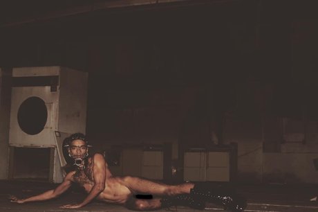 Alaston vuotanut OnlyFans-kuva Xxxmannequinn