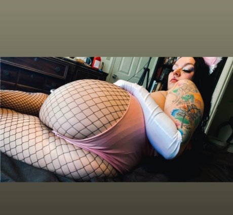 Naken läckt OnlyFans-bild av Queenb