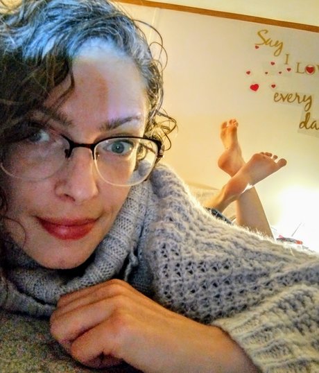Naakte gelekte OnlyFans-foto van Tarlee