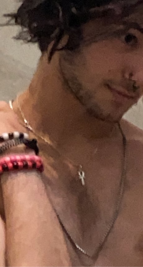 Naken läckt OnlyFans-bild av Zan
