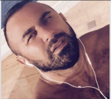 Naken läckt OnlyFans-bild av Turkishbull22cm
