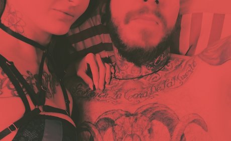Alasti lekkinud OnlyFans-i pilt Two From Hell