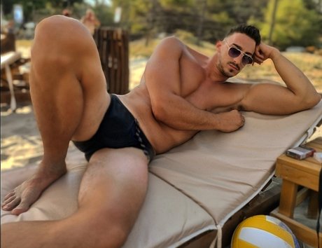 Обнаженная фотография утечки OnlyFans от Sulc 