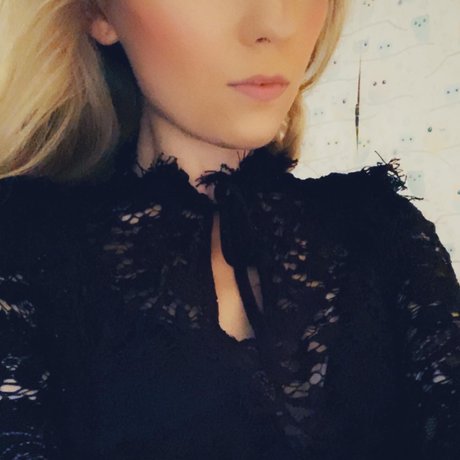 Nøgent lækket OnlyFans-billede af Swedishsugar