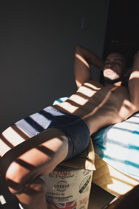 Foto nua vazada do OnlyFans de Guhga