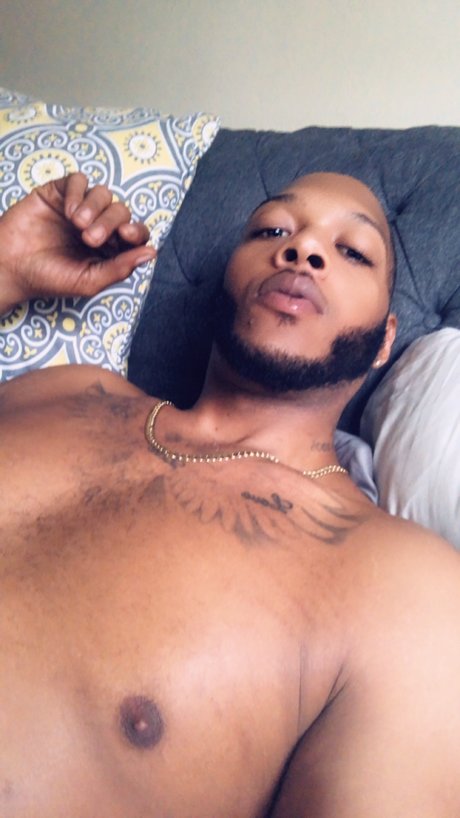Nacktes geleaktes OnlyFans-Foto von Zerofuxxsgivin