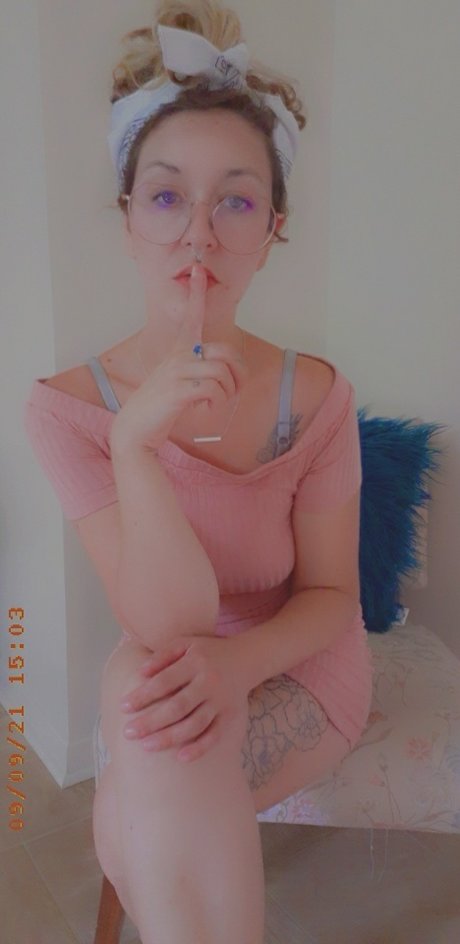 Naken läckt OnlyFans-bild av Zee