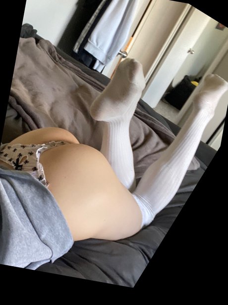 Alasti lekkinud OnlyFans-i pilt Teninchty