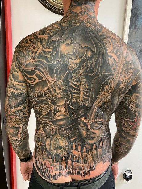 Naken läckt OnlyFans-bild av Evil Ink