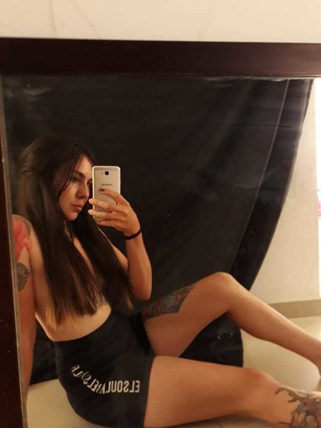 Обнаженная фотография утечки OnlyFans от Dayana Gg