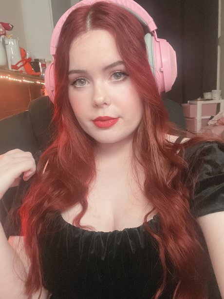 Alaston vuotanut OnlyFans-kuva Sophie