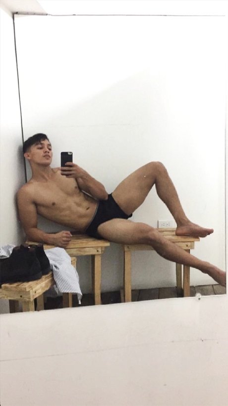 Naken läckt OnlyFans-bild av Fioc 