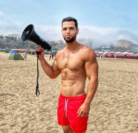 Foto nua vazada do OnlyFans de Oscar Perez