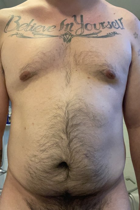 Alaston vuotanut OnlyFans-kuva Michael Scott