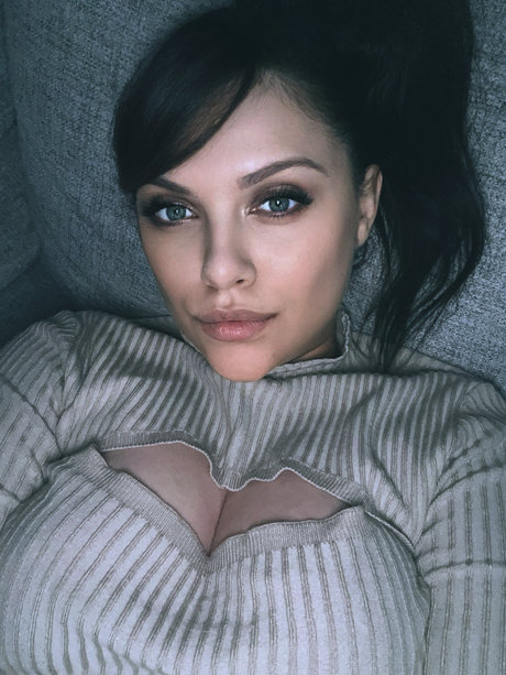 Alasti lekkinud OnlyFans-i pilt Goddess Bee