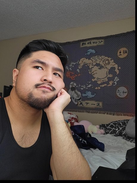 Naken läckt OnlyFans-bild av Gaysiancub