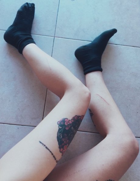 Обнаженная фотография утечки OnlyFans от Lusin
