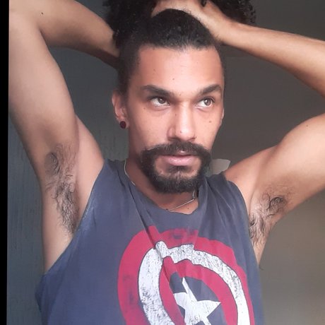Naken läckt OnlyFans-bild av Xande Felix