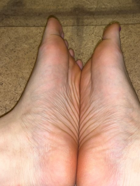 Обнаженная фотография утечки OnlyFans от Onlyfeet23x