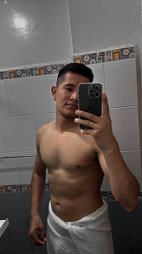 Nahá fotka uniklých OnlyFans od Jorge Mendoza