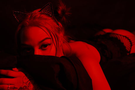 Naken läckt OnlyFans-bild av Livie Garrett